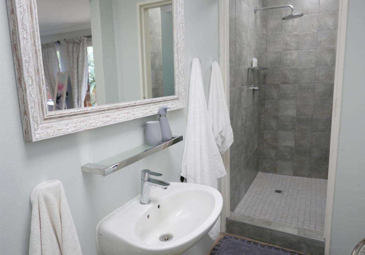 Waterside Cottages & Villas - Self Catering Gaborone Exteriér fotografie